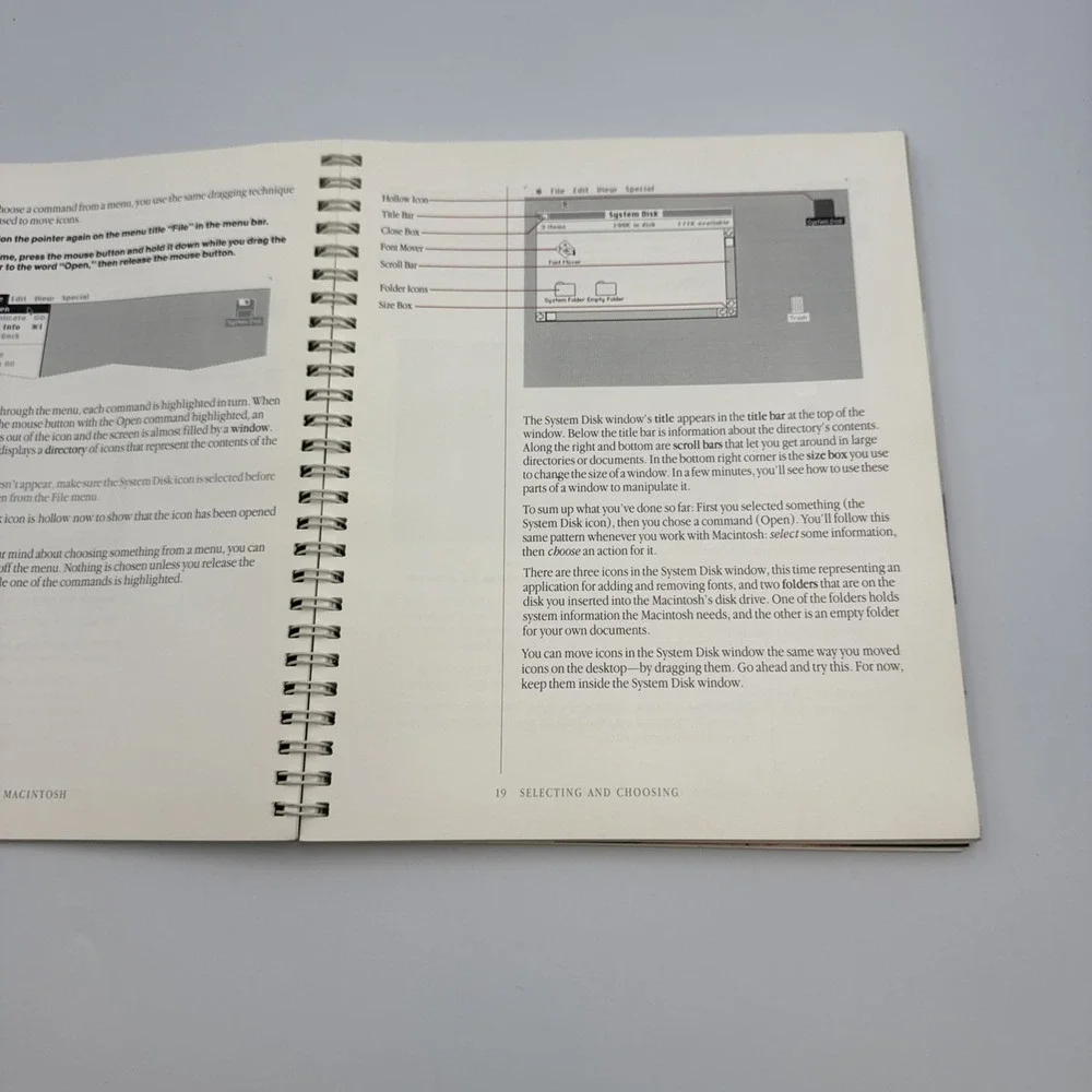 1984 Macintosh USER MANUAL Mac Works environment for the Lisa system